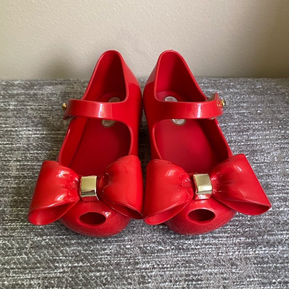 Red Mini Melissas
